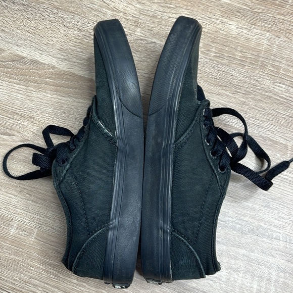 Vans Atwood Mens Shoes Sneakers Black Lace Up Skate Canvas *AS IS Size 7 US 39EU - Picture 4 of 10